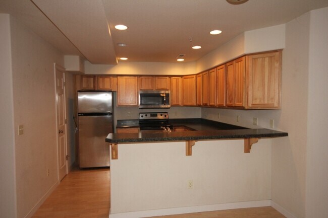 Foto del edificio - 28 Colorado Ave