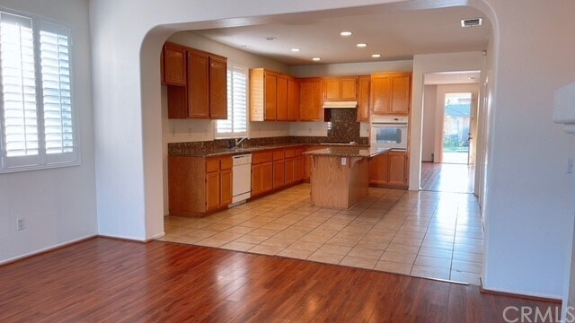 Building Photo - 7567 Vista Montana Pl