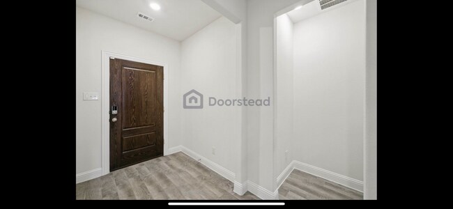Building Photo - 9578 Kavik St