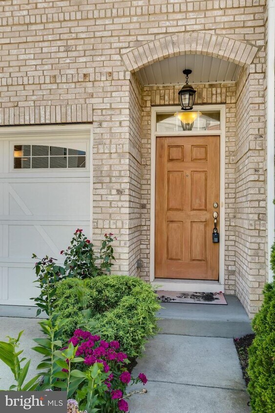 Photo - 22688 Flowing Spring Square (Ashburn, VA)