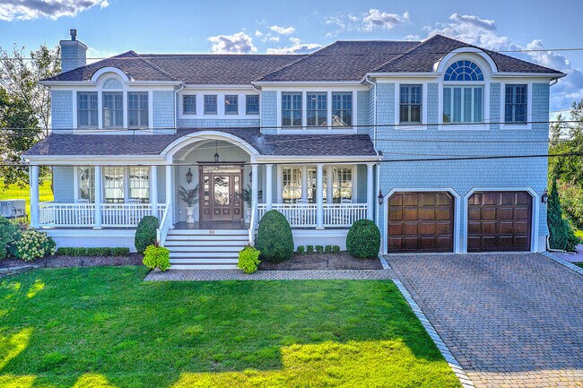 Foto del edificio - 30 Columbus Dr