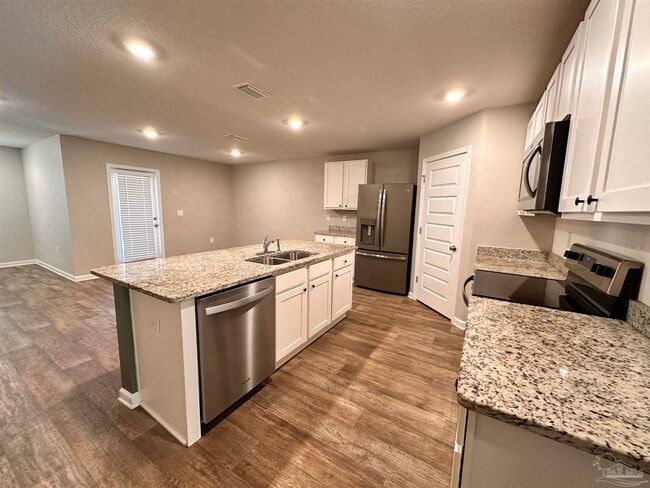 Foto del edificio - 7404 Oak Lake Blvd