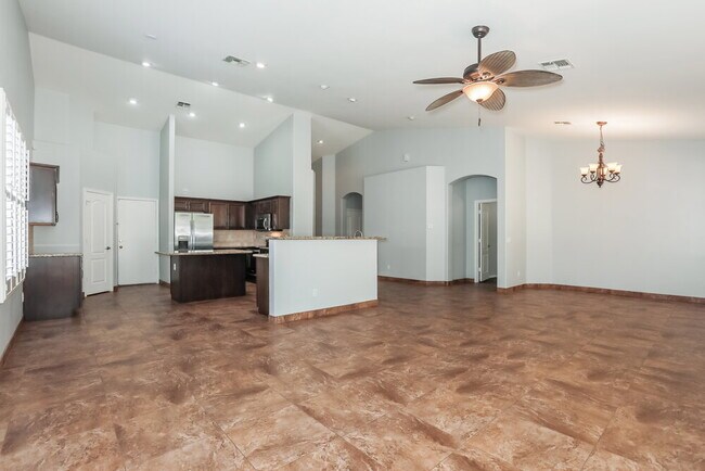 Building Photo - 20960 E Via Del Rancho Rd