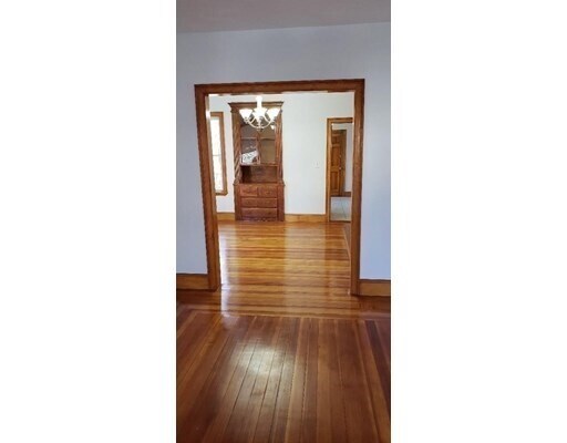 Foto del edificio - 24 Pinehurst St