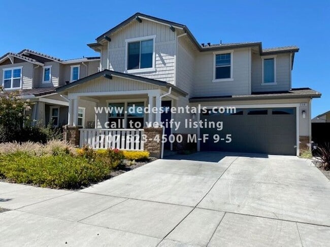 Building Photo - Stunning, new 2 story home in Coffey Park!