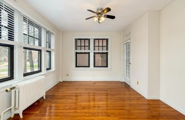 Building Photo - 5616-42 Pershing Ave