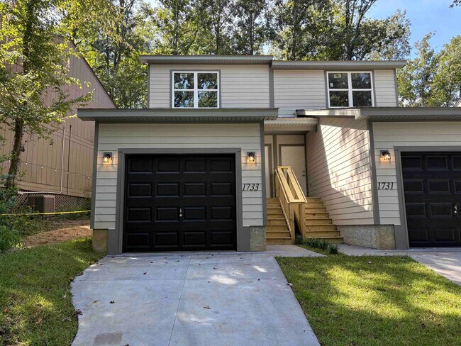 Foto del edificio - 1733 Beechwood Cir S