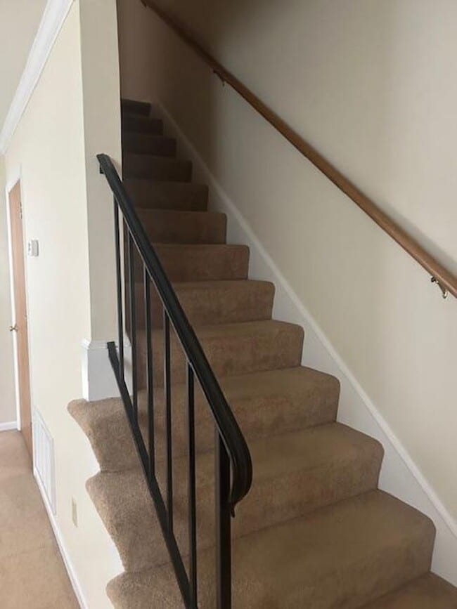 Building Photo - Price Reduced!