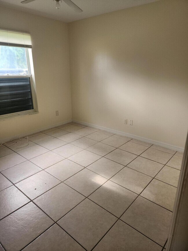 Foto del edificio - 4480 Timber Ridge Ln