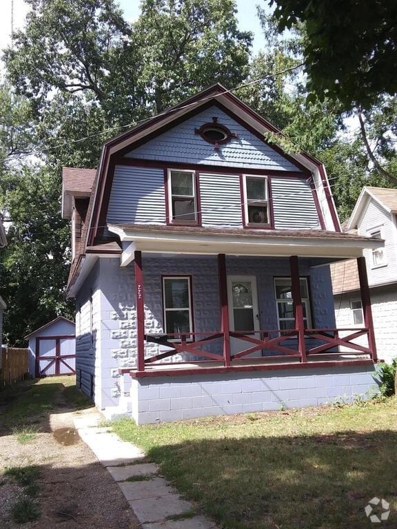 Building Photo - 222 Lathrop St