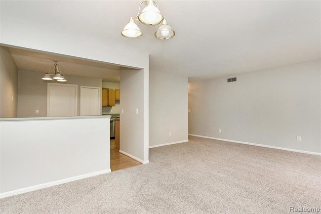 Building Photo - 712 S Milford Rd