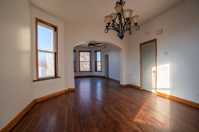 Building Photo - 6351 S Sangamon St