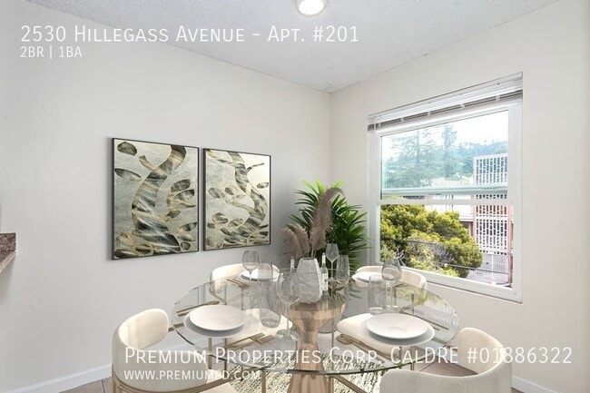 Foto del edificio - 2530 Hillegass Ave