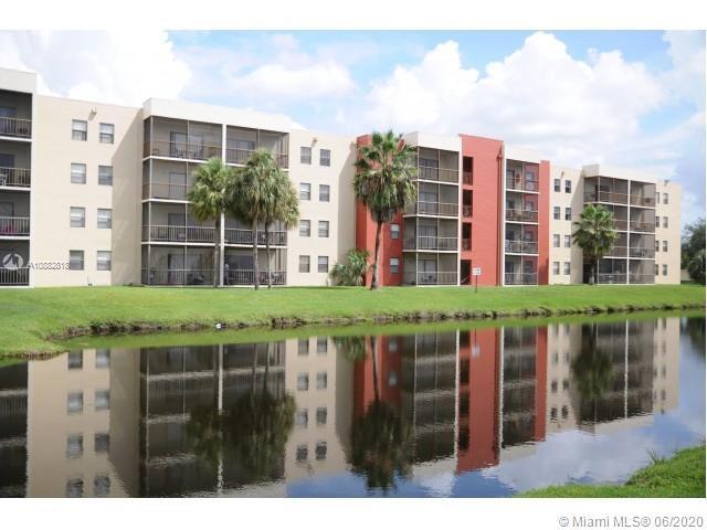 Foto principal - 2700 NW 56th Ave