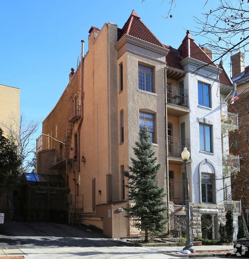 Primary Photo - 1829 Phelps Pl NW