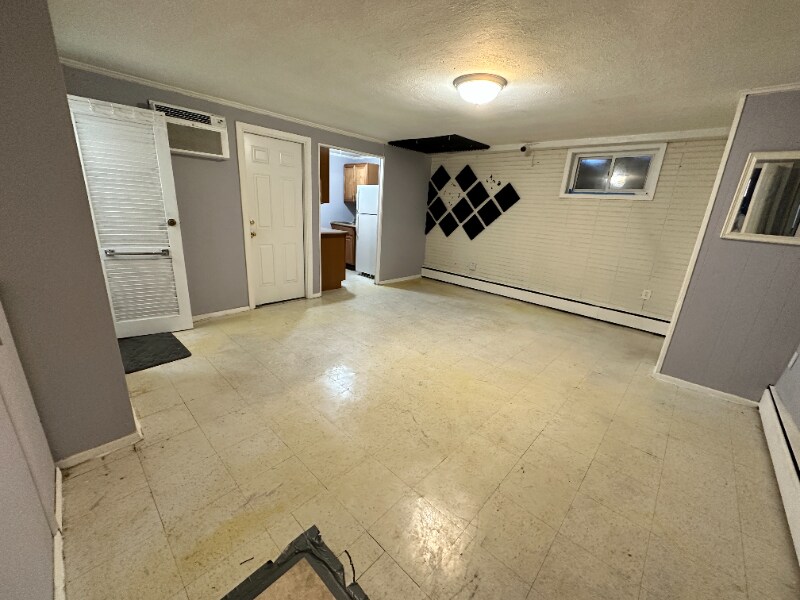Building Photo - 900 Neill Ave