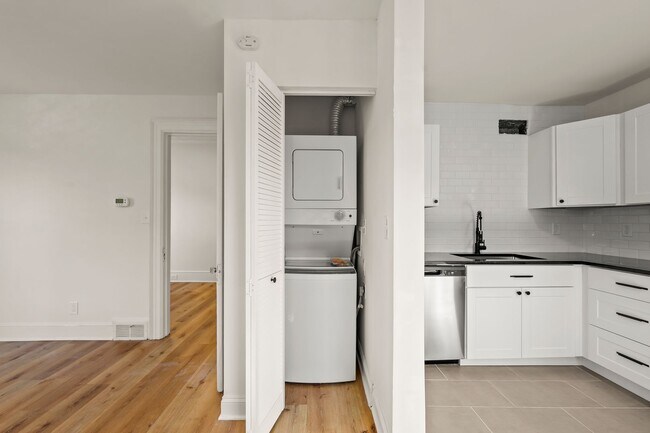 Foto del edificio - 209 N Spring St