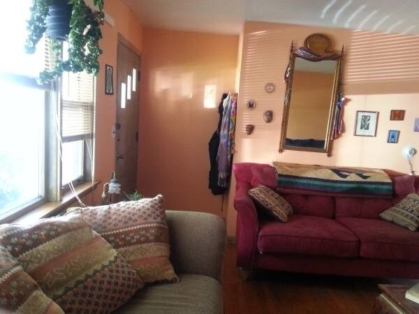 Foto del edificio - 9437 Burlington Ave