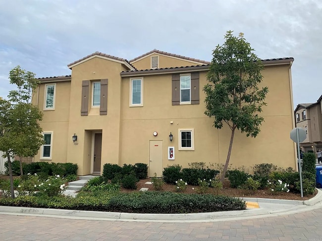 Building Photo - 5502 Santa Alicia