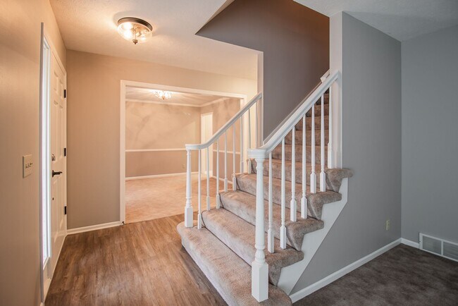 Foto del edificio - Stunning 4 Bedroom / 2.5 Bathroom Home | P...