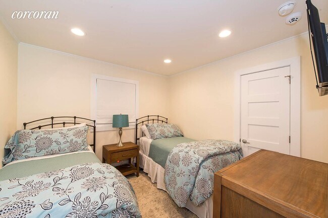 Building Photo - 210 Big Fresh Pond Rd