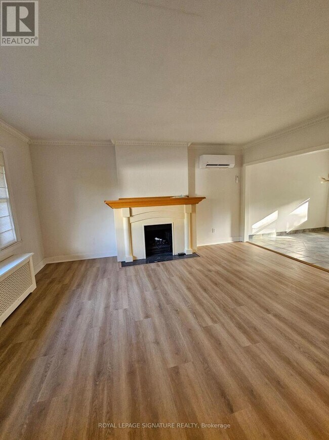 Photo du bâtiment - 964 King Rd