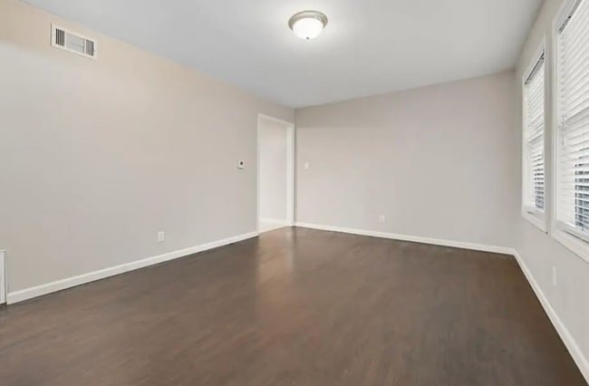 Building Photo - 11217 W 69th Ter