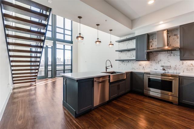 Foto del edificio - 3611 Congress Ave