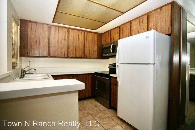 Building Photo - 1 br, 1 bath House - 5970 Rancho Mission R...