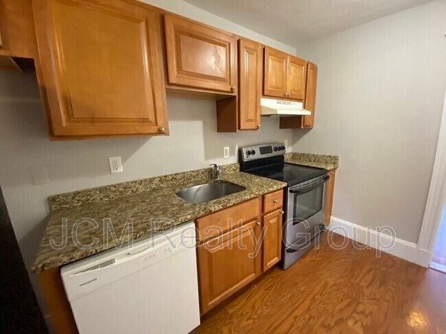 Photo - 44 Floyd St Apartment