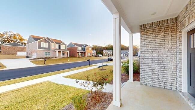 Foto del edificio - Brand New Beautiful Home in Taylor Lakes