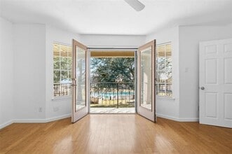 Building Photo - 5810 Marina Dr