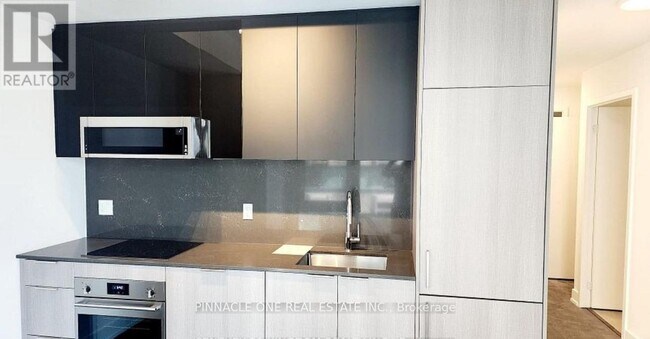 Photo du bâtiment - 308 Jarvis St