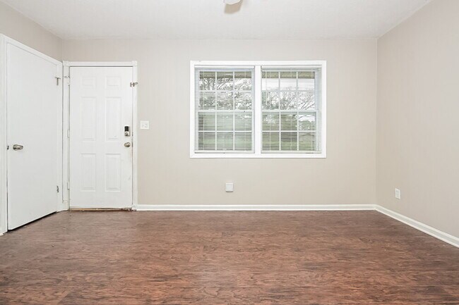 Foto del edificio - 164 Meadowlark Ln