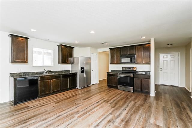 Foto del edificio - 1616 Megan Creek Dr