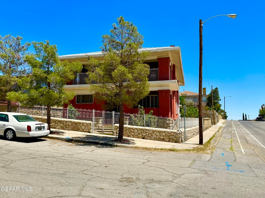 Primary Photo - 500 Fewel St