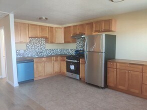 Building Photo - 5117 Naranja St