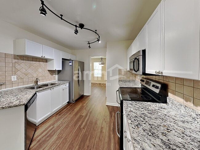 Foto del edificio - 714 Ridgewood Way