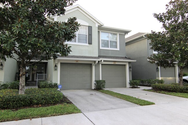 Building Photo - 2051 Kings Palace Dr