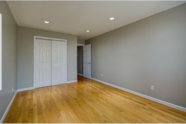 Bed Room - 8470 129th St