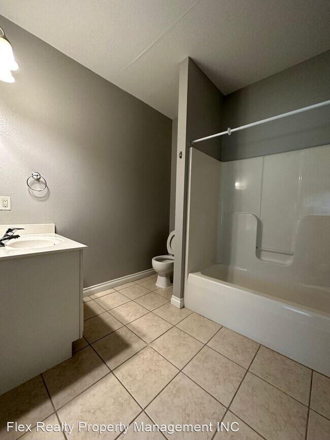 Building Photo - 3 br, 2 bath House - 6445 TRIPLE CROWN LANE