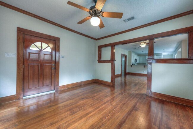 Foto del edificio - 1419 Ashland St