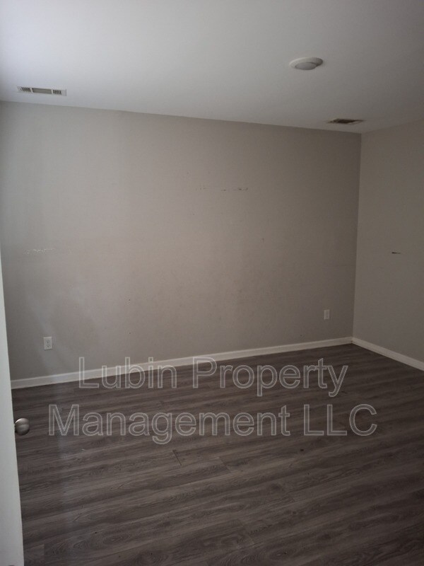 Foto del edificio - 1362 Stage Ave