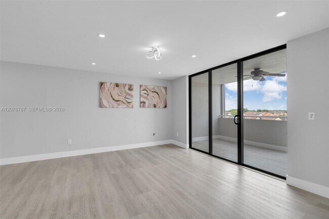 Foto del edificio - 11755 SW 18th St