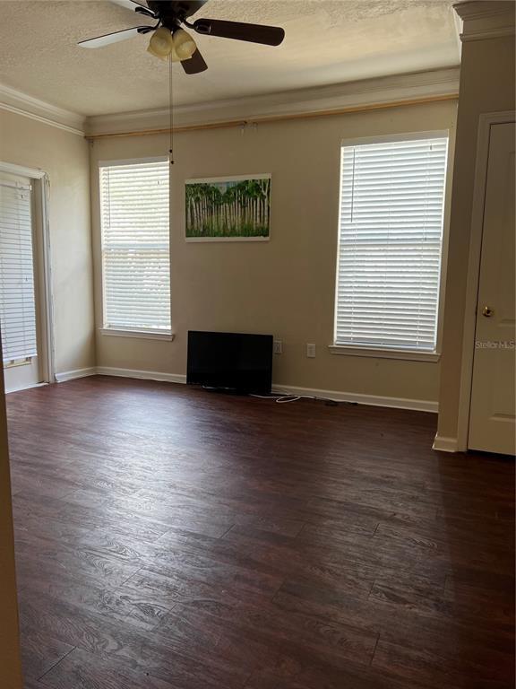 Building Photo - 10421 Villa View Cir