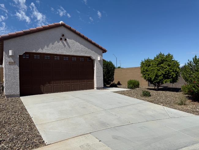 Photo - 8344 N 170th Ln (Waddell, AZ) House