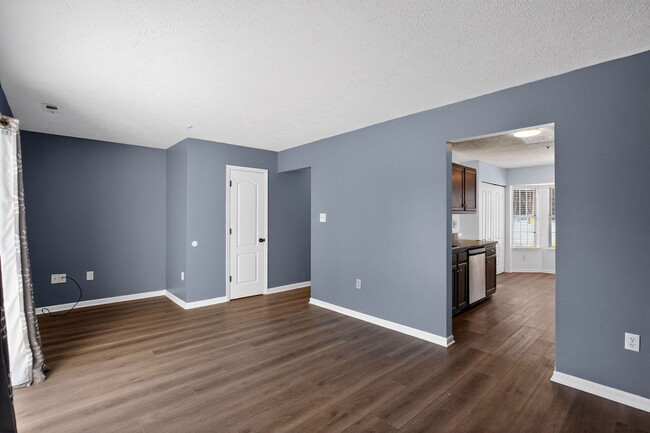 Building Photo - 45249 Woodstown Way