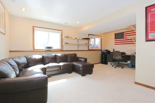 Foto del edificio - 4270 Sunrise Rd