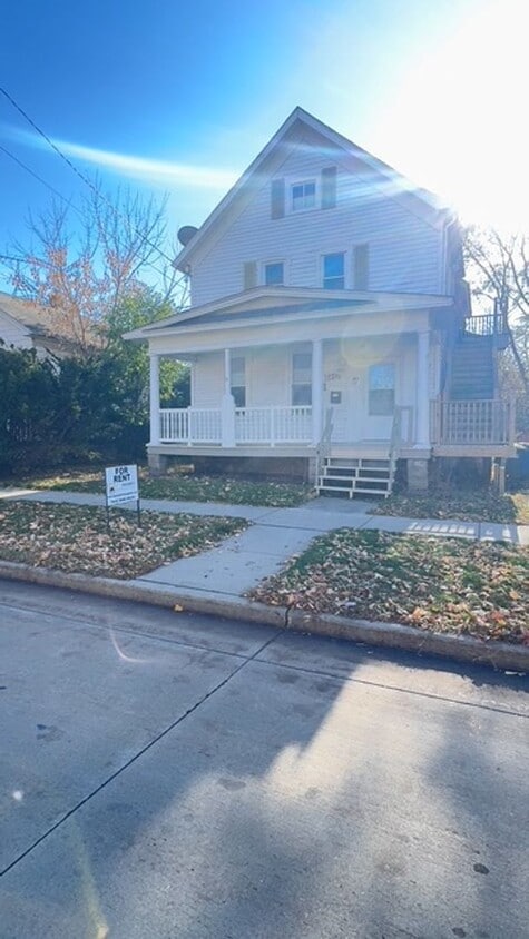 Foto principal - 629 Otter Ave