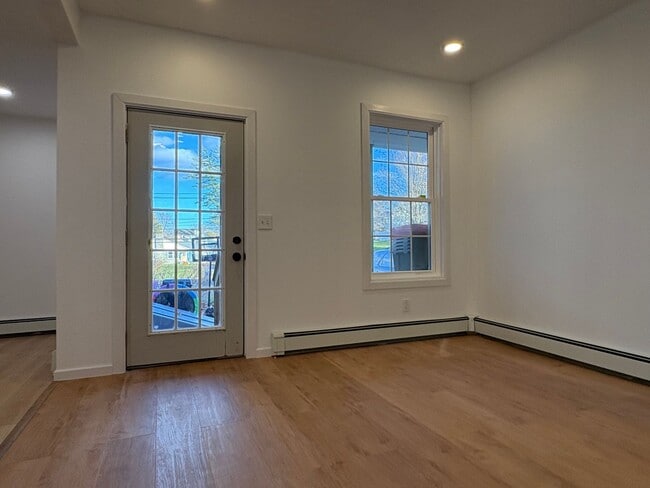 Photo - 24 Willis St Apartment